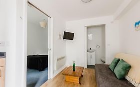 Withernsea Studio Apt & Sofa Bed